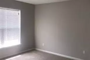 14128 Riding Hill Ave, Charlotte, NC 28213 - Photo 9