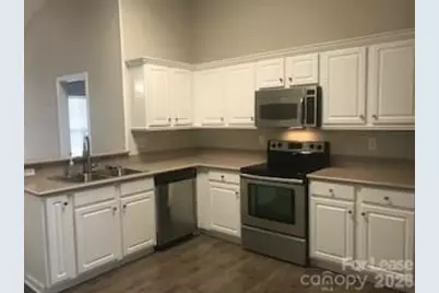 14128 Riding Hill Avenue, Charlotte, NC 28213 - Photo 7