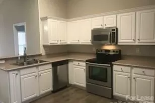 14128 Riding Hill Ave, Charlotte, NC 28213 - Photo 7