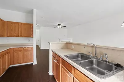 7514 Abigail Glen Drive, Charlotte, NC 28212 - Photo 9