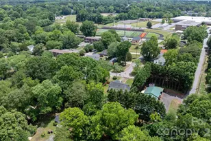 355 15th Ave NE, Hickory, NC 28601 - Photo 23