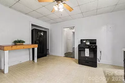 58 Poplar Street, Great Falls, SC 29055 - Photo 9