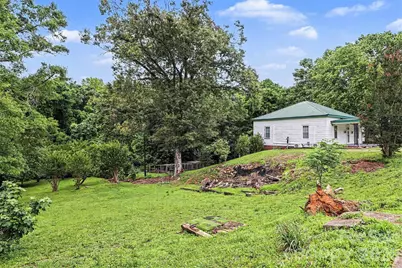 58 Poplar Street, Great Falls, SC 29055 - Photo 3