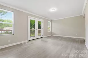 810 Echo Glen Rd, Charlotte, NC 28213 - Photo 13