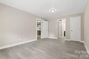 810 Echo Glen Rd, Charlotte, NC 28213 - Photo 17