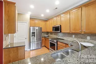 2084 Calloway Pines Dr, Tega Cay, SC 29708 - Photo 7