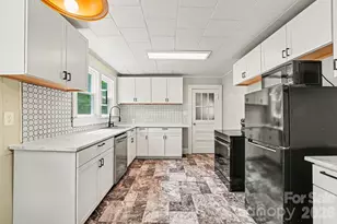 3230 12th Ave SE, Hickory, NC 28602 - Photo 5