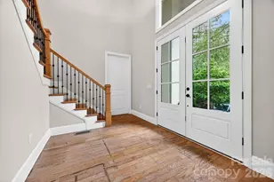94 Oak Hollow Dr, Asheville, NC 28805 - Photo 5