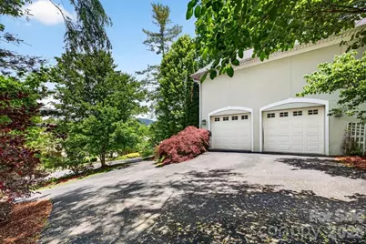 94 Oak Hollow Drive, Asheville, NC 28805 - Photo 5
