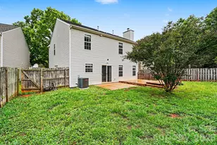 3013 Robin Terry Ct, Charlotte, NC 28208 - Photo 15