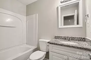 3013 Robin Terry Ct, Charlotte, NC 28208 - Photo 11