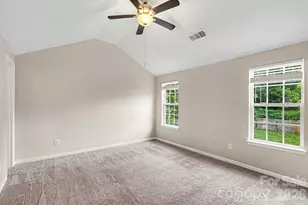 3013 Robin Terry Ct, Charlotte, NC 28208 - Photo 7