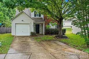 3013 Robin Terry Ct, Charlotte, NC 28208 - Photo 1