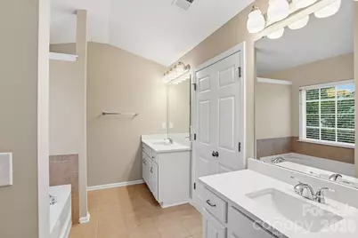 6427 Hermsley Road, Charlotte, NC 28278 - Photo 37