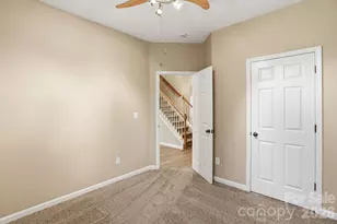6427 Hermsley Rd, Charlotte, NC 28278 - Photo 25