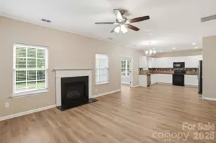 6427 Hermsley Rd, Charlotte, NC 28278 - Photo 17