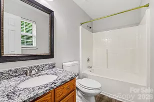 8028 Lobilia Ln, Charlotte, NC 28214 - Photo 9