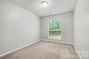9001 Louvaine Dr, Charlotte, NC 28227 - Photo 13