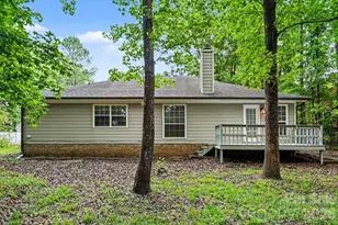 9001 Louvaine Dr, Charlotte, NC 28227 - Photo 19