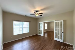 13320 Hunting Birds Ln, Charlotte, NC 28278 - Photo 5