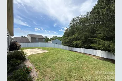 13320 Hunting Birds Lane, Charlotte, NC 28278 - Photo 25
