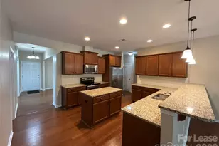13320 Hunting Birds Ln, Charlotte, NC 28278 - Photo 7