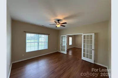 13320 Hunting Birds Lane, Charlotte, NC 28278 - Photo 5