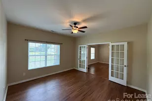 13320 Hunting Birds Ln, Charlotte, NC 28278 - Photo 5