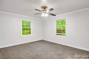 679 Solomon Jones Rd, Cedar Mountain, NC 28718 - Photo 17