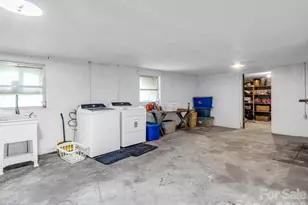 679 Solomon Jones Rd, Cedar Mountain, NC 28718 - Photo 37