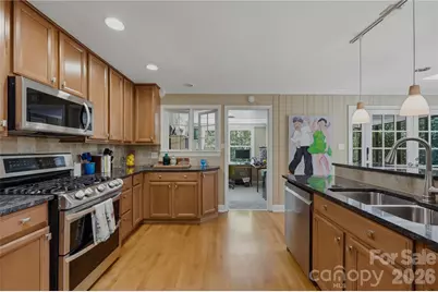 6014 Glenridge Road, Charlotte, NC 28211 - Photo 11