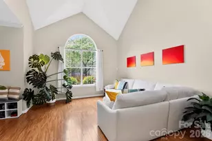 3600 Briarthorne Dr, Charlotte, NC 28269 - Photo 7