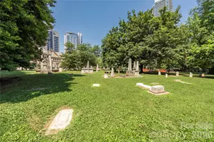 229 N Church St, Charlotte, NC 28202 - Photo 41