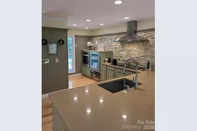 675 Fox Run Lane, Tryon, NC 28782 - Photo 11