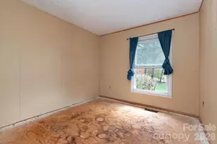 71 Cub Rd, Asheville, NC 28806 - Photo 15