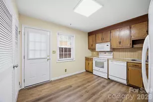 1300 Larchmont Pl, Salisbury, NC 28144 - Photo 13