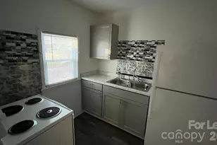 635 Smith St, Kannapolis, NC 28083 - Photo 9
