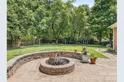 9627 Penshurst Trace, Charlotte, NC 28210 - Photo 29