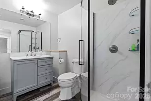 2001 Colony Hill Dr, Charlotte, NC 28214 - Photo 31