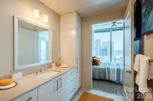 401 S Graham St, Charlotte, NC 28202 - Photo 15