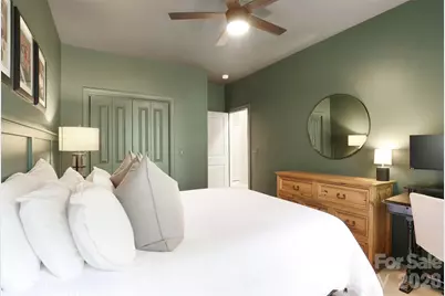 4613 Dabney Vigor Drive, Charlotte, NC 28209 - Photo 33