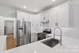 4613 Dabney Vigor Dr, Charlotte, NC 28209 - Photo 11