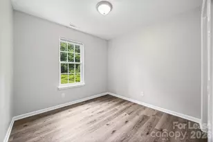 5194 Brooktree Dr, Charlotte, NC 28208 - Photo 17