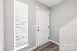 5194 Brooktree Dr, Charlotte, NC 28208 - Photo 3