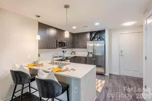 401 S Graham St, Charlotte, NC 28202 - Photo 15