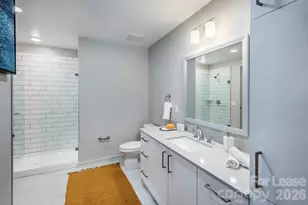 401 S Graham St, Charlotte, NC 28202 - Photo 17