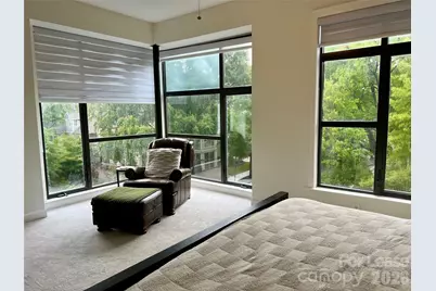 663 E 10th Street, Charlotte, NC 28202 - Photo 15