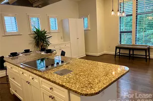 663 E 10th St, Charlotte, NC 28202 - Photo 9