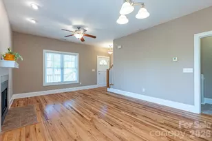 4 & 6 Cottage Ct, Asheville, NC 28801 - Photo 11