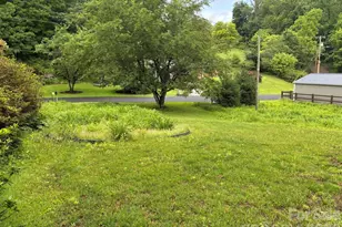 609 Valley Rd, Spruce Pine, NC 28777 - Photo 7